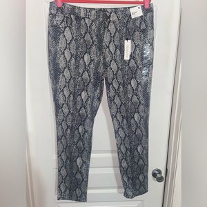 NWT Express woman’s ankle legging high rise, stretch in sz 16.